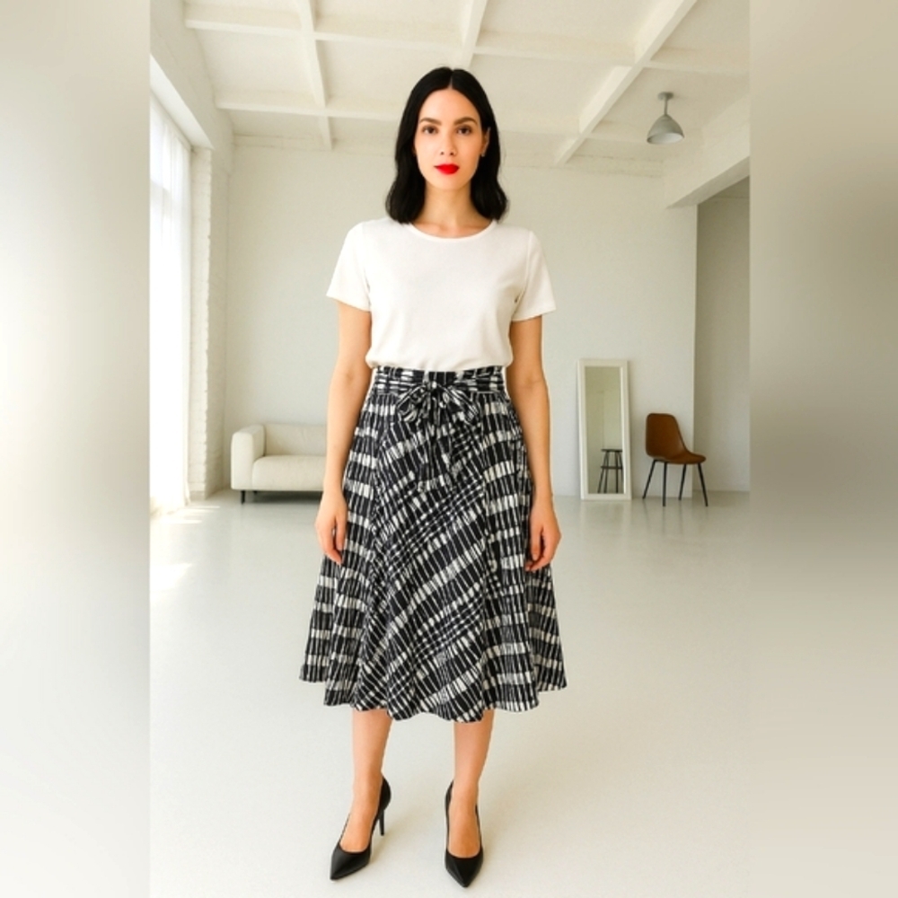 🖤 Club Monaco 100% Silk Black and White Patterned Women's Skirt Size 4 🖤